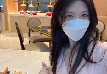 抖娘利世呈现粉色私房作品，感受其独特的魅力与风采