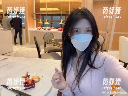 抖娘利世呈现粉色私房作品，感受其独特的魅力与风采