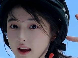 抱走莫子的死库水精选图集，揭示她无法抗拒的迷人瞬间