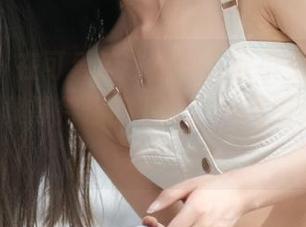 推女神 – 在可爱连衣裙中，歆小兔chobits的写真集等待你的下载，一同感受梦幻气息！