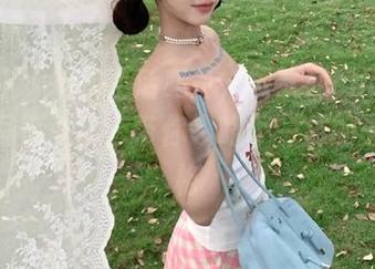 推女神 – 精致生活必备，黄歆苑chobits肉丝写真壁纸，带你领略不一样的美丽风格
