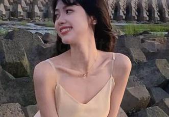 推女神 – 黄歆苑chobits黑色系列作品，让你的写真资源多一份神秘气息