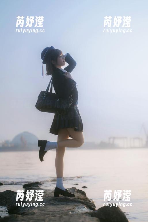 星颜社 - 刘钰儿浴室写真集最新更新！别错过她的优雅与魅惑瞬间！