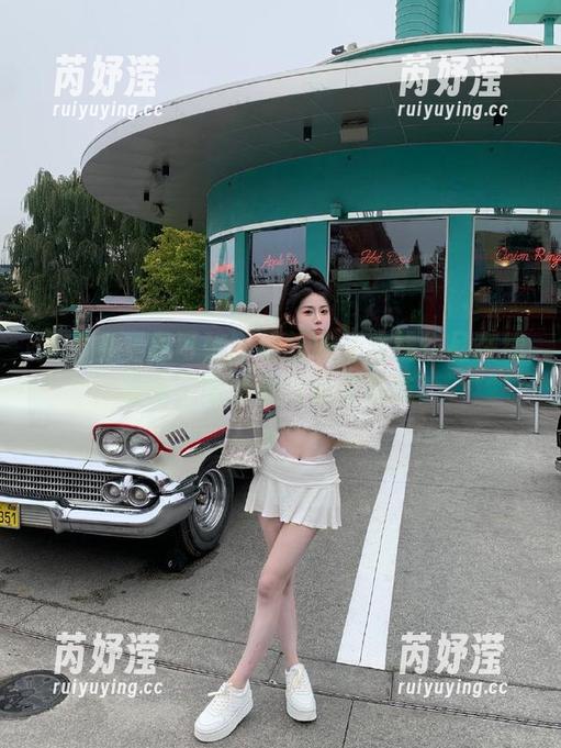 是可馨吖 微密圈 - 是可馨吖最新油亮曲线作品在线发布,高清图片等你品味!