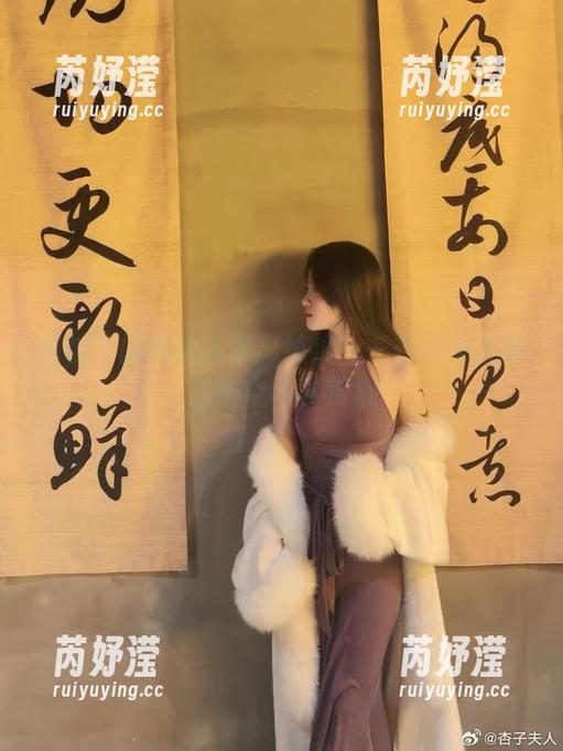 榕树下的阳光与影影绰绰——杏子夫人精选镂空写真赏析