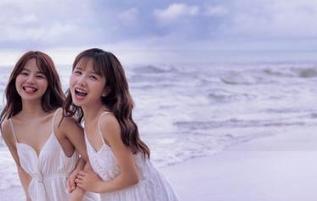 让杨衣yangyi的可爱时光进入你的生活，精美壁纸合集，喜悦随时相伴！