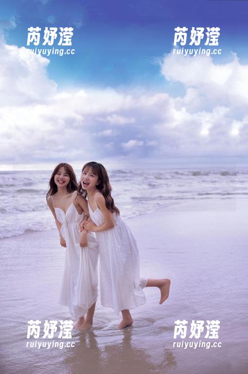 让杨衣yangyi的可爱时光进入你的生活，精美壁纸合集，喜悦随时相伴！