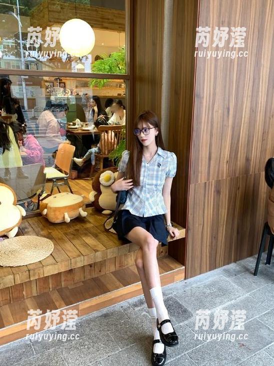 果儿Victoria 微密圈 - 私拍果儿Victoria与暮色春光,唤醒你内心深处的资源渴望