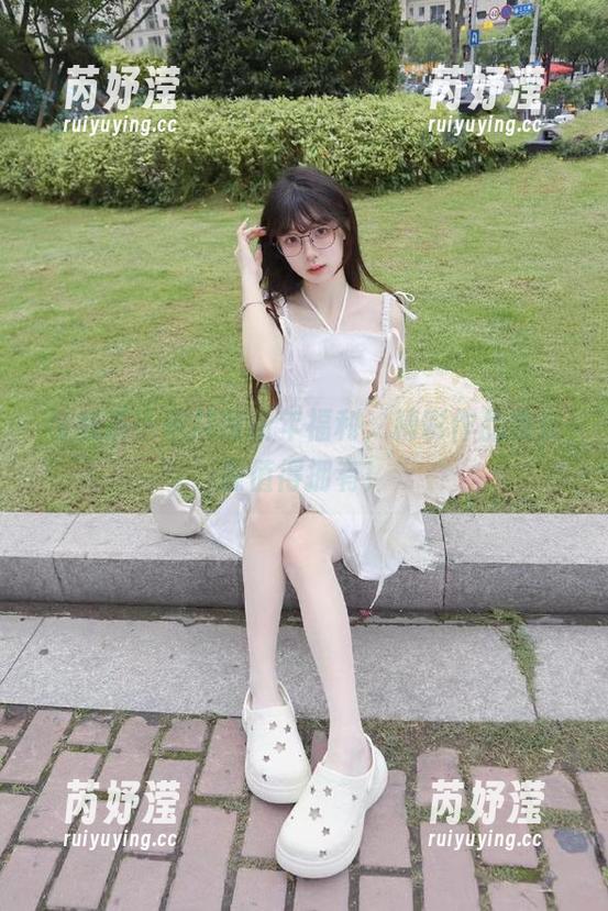 与柴系小乖共度新年福利，精彩作品集资源值得拥有！