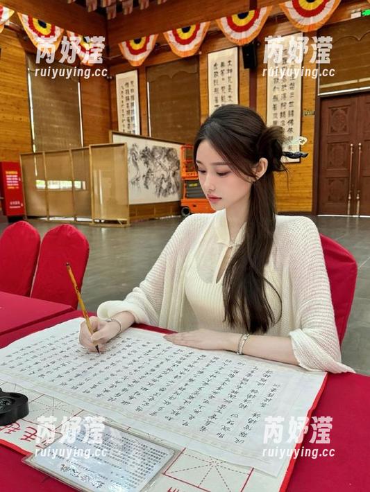 森萝财团 白丝写真新风潮,森萝财团为你呈现独特的美图分享体验!