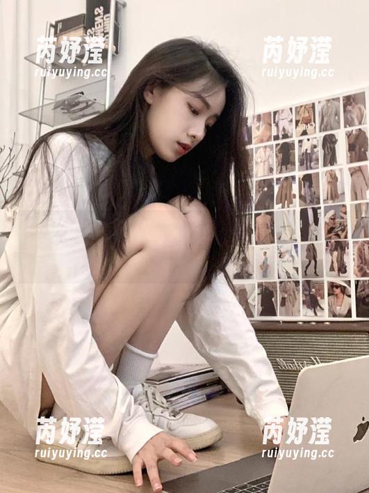 模范学院 - 深入了解柳侑绮Sevenbaby的纯白图集，体会艺术之美