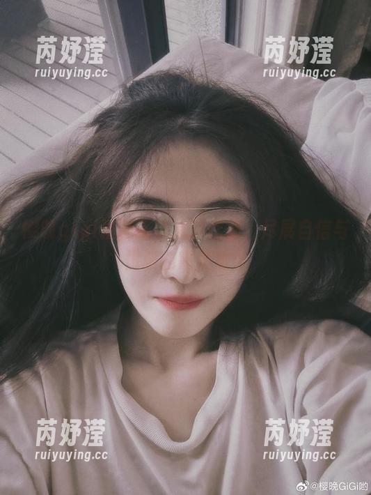 樱晚gigi最新高清泳装作品，尽展自信与优雅的完美结合