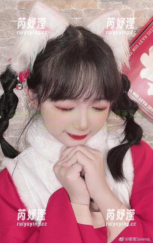 最新写真作品集发布！樱落酱w携手贝法pocky展现迷人魅力!