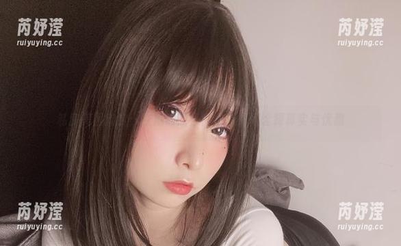 次屁啦 私房美图欣赏:次屁啦的日常生活如何诠释真实与优雅