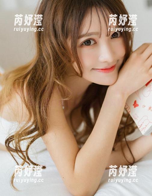 爱蜜社-萌琪琪Irene 爱蜜社 - 在无圣光的办公室中,萌琪琪Irene用写真重新定义职场风格