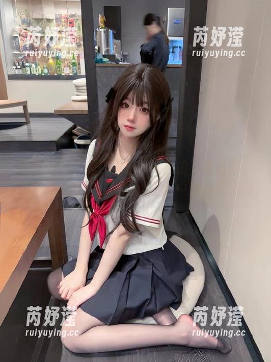爱蜜社-萌琪琪Irene 爱蜜社 - “萌琪琪Irene自拍”作品集:精选绝美瞬间,捕捉她生活中的点滴幸福