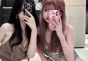 爱蜜社 – 萌白酱以美脚为主题的写真，精选原图与动人图片展现优雅气质！