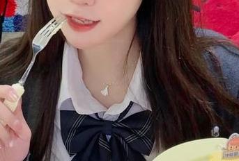 时尚与艺术融合，猫九酱高跟鞋写真原图合集供你欣赏！