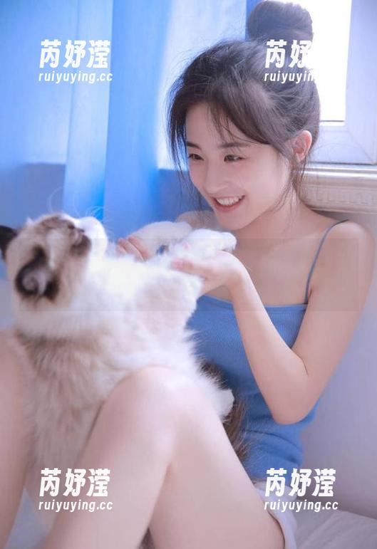 分享白莉爱吃巧克力的温柔原图，仿佛瞬间进入一场梦幻旅程
