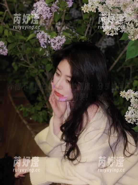 不得不看的白银81自拍图库：分享如何用尴尬赢得微笑！