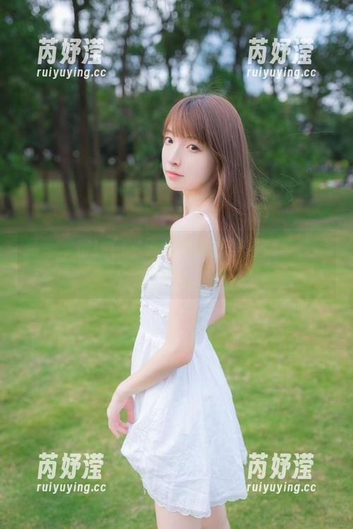 最新发布！祖木子青春学妹写真合集，带你一起回忆校园时光！