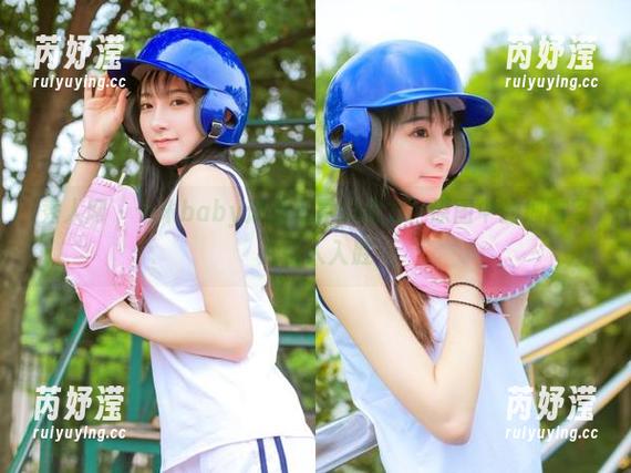 秀人网 - 七米baby泳池写真的魔力：原图中的细腻照片引人入胜