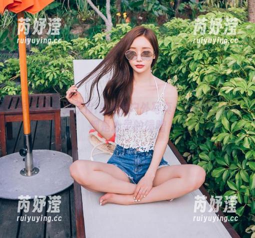 秀人网-兔子NINA 秀人网 - 兔子NINA的户外写真:每一幅图片都是心灵的馈赠
