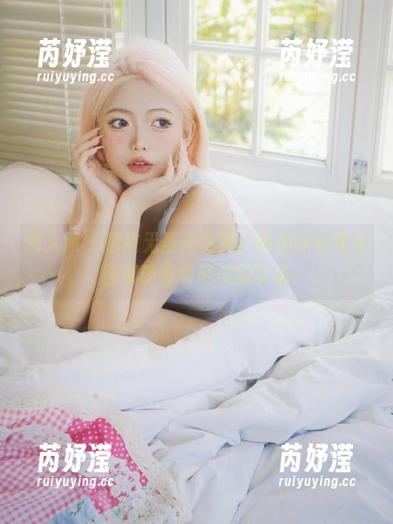 秀人网-南初妹妹 秀人网 - 精致无圣光写真,南初妹妹双人图集带你领略美的真谛