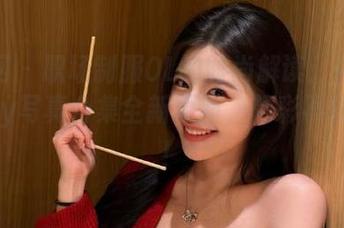 秀人网 – 职场制服OL的时尚解读：周慕汐fairy写真合集全新更新，精彩不容错过！