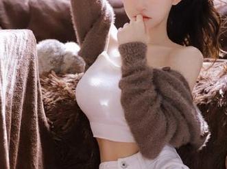 秀人网 – 感受奈奈Fox的无圣光睡衣写真：浪漫与清新的完美视觉盛宴