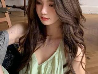秀人网 – 原图无修正：小泡芙winna少女的写真精选展现真实之美