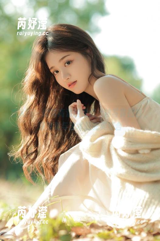 秀人网-悦悦姐 秀人网 - 欣赏高清悦悦姐女神写真图包,感受美与艺术的完美结合