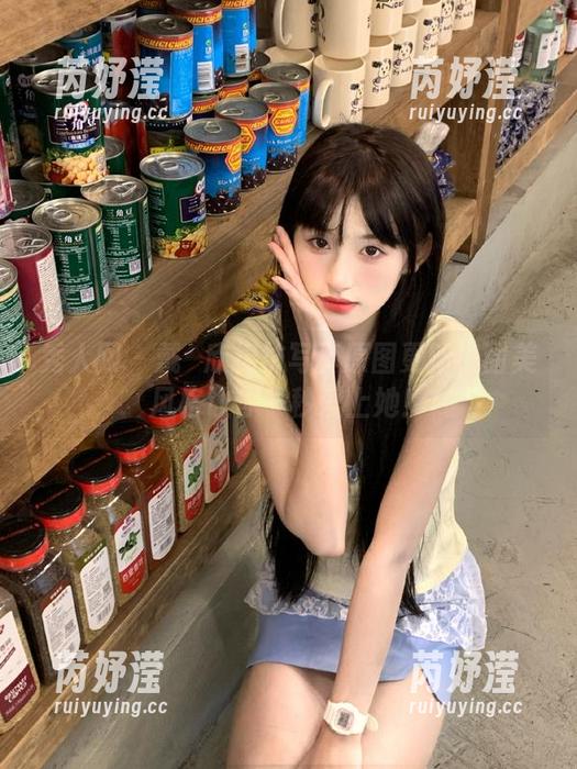秀人网 - 戴渃欣棉袜写真原图更新！甜美风格让你一秒爱上她！
