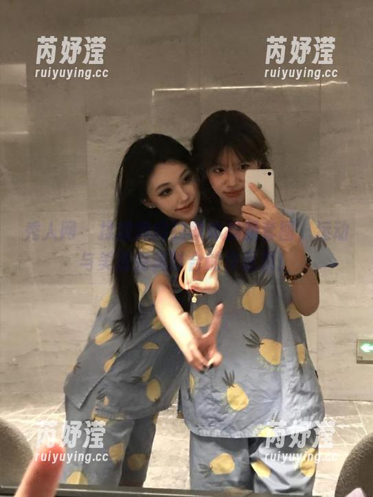 秀人网 - 揉揉肉肉独家体操服套图，运动与美丽完美结合的作品集！