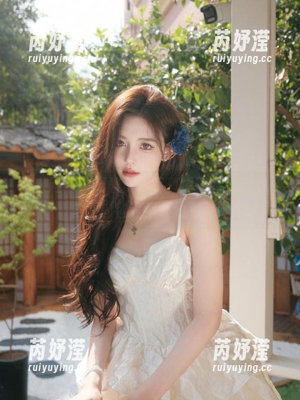 秀人网-波巧酱 秀人网 - 波巧酱美脚写真原图新鲜出炉,更新内容让你心动不已!