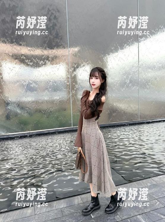 秀人网 - 在线欣赏潘琳琳ber裤里丝的绝妙作品，获取新鲜资源分享