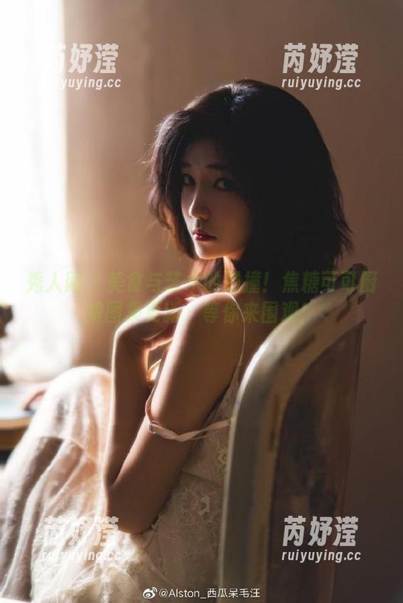 秀人网-焦糖可可 秀人网 - 美食与艺术的碰撞!焦糖可可厨娘图集更新,等你来围观!