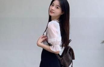 秀人网 – 田兮白私拍体操服套图，展现了什么叫做运动中的女神范！