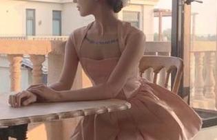 秀人网 – 尽享谭小灵女王的魅力：多款精彩写真图片与独特资源等你来发掘