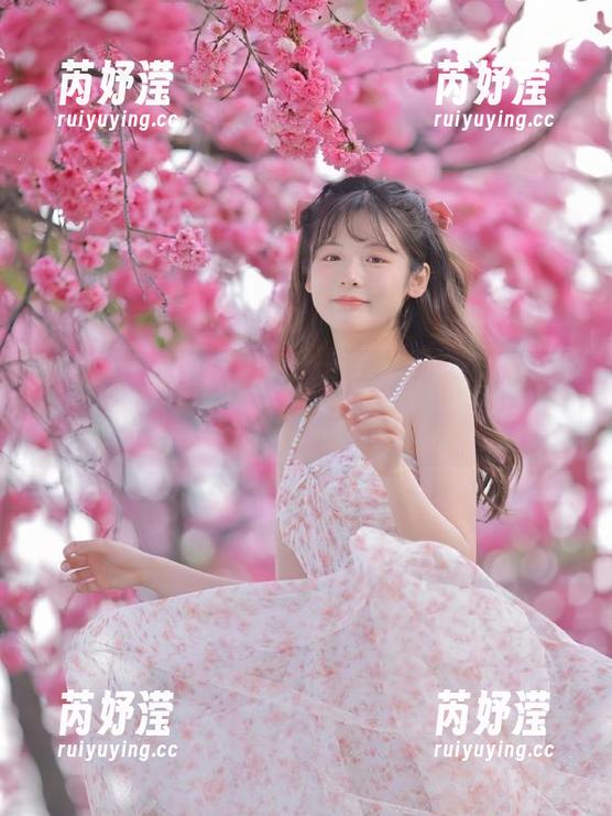 秀人网 - 观看软软子圣诞奇迹，独特写真合集让你心动不停！
