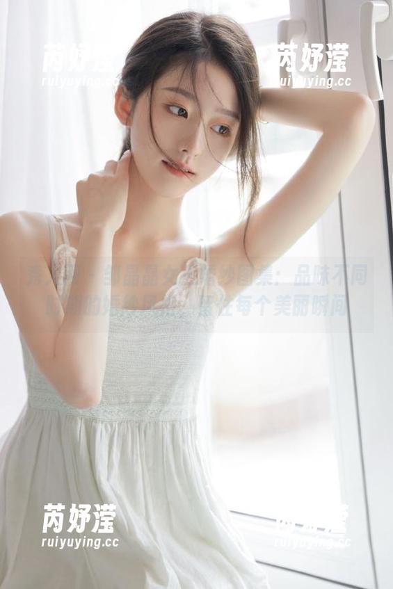 秀人网 - 邹晶晶女王婚纱图集：品味不同时期的婚纱风格，留住每个美丽瞬间