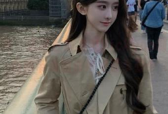 秀人网 – 沉浸在陈念灵Vickyao制服图包所带来的独特资源享受中