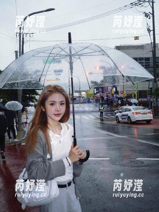 秀人网 - 透视顾楚楚的白裙全套作品：从容优雅的生活态度
