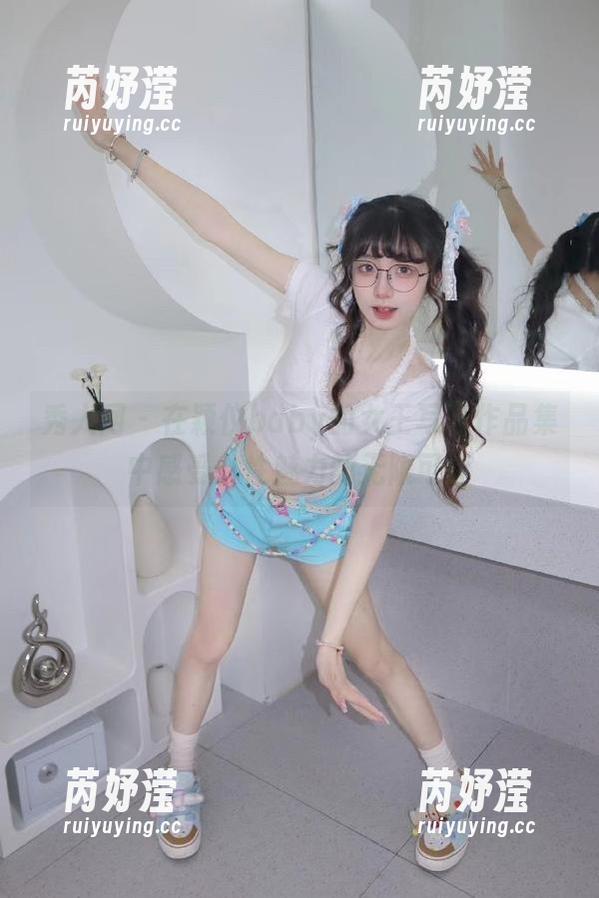 秀人网 - 在颖仪baby的女王写真作品集中感受女性魅力的无限可能