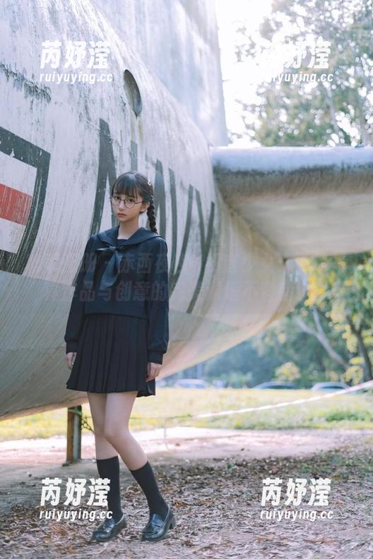 稚乖画册-赤西夜夜 稚乖画册 - 赤西夜夜X初音少女:一场写真作品与创意的完美邂逅不容错过!