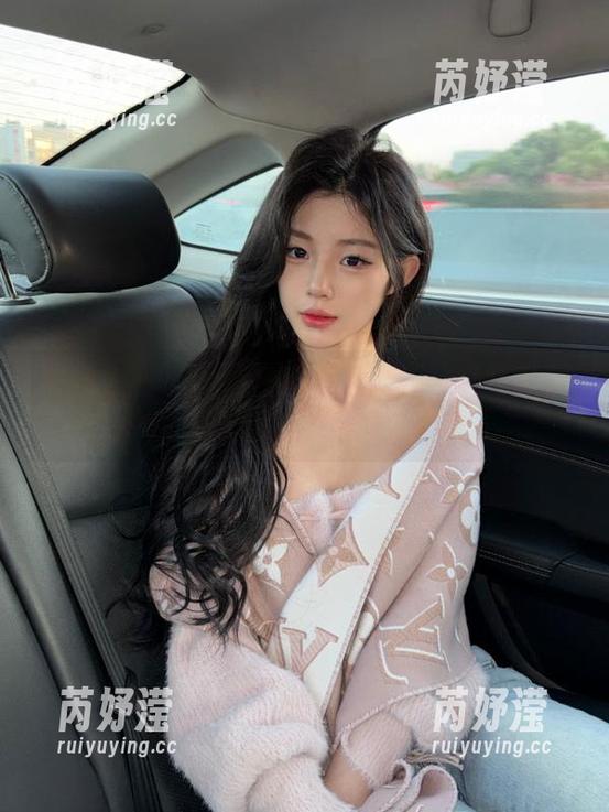 紧急企划 - 梦幻般的一只喵喵梓白色写真：无圣光图片传递的柔和之美