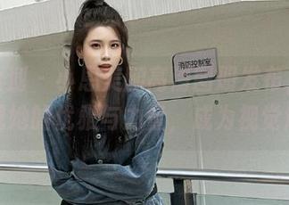 紧急企划 – 小恩美腿高清图册发布，专注展现她的优雅与力量，成为视觉焦点