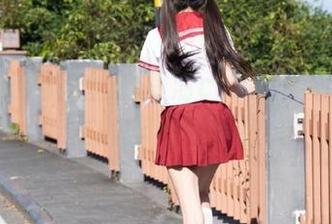 在绞肉姬与肉丝的高清cos盛宴中感受视觉的华丽碰撞！