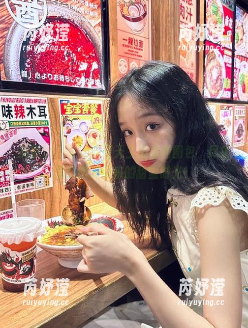 美媛馆 - 小尤奈夏天主题福利图包，尽享温暖阳光带来的甜蜜时光！