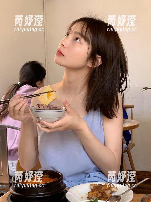 美媛馆 - 让我们一起观看黄乐然的妹妹写真，感受她灵动的美丽气息！